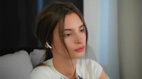 Snapshot of sonyaericsson chatting on 09/26/25, 09:13 Eva 3 online show from 09/26/25, 09:13