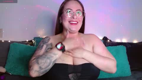 soofy online show from 12/02/25, 02:17