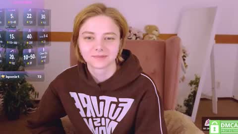 Snapshot of sookonstellita chatting on 03/15/26, 01:22 Litta online show from 03/15/26, 01:22
