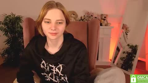 Snapshot of sookonstellita chatting on 03/23/26, 01:09 Litta online show from 03/23/26, 01:09