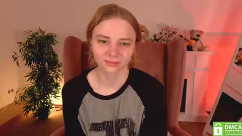 Snapshot of sookonstellita chatting on 03/25/26, 11:44 Litta online show from 03/25/26, 11:44