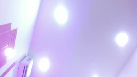 Sophia online show from 12/20/24, 02:41