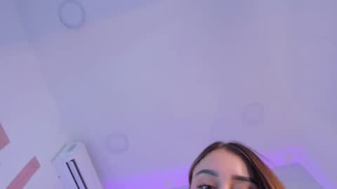 Sophia online show from 12/04/25, 10:07