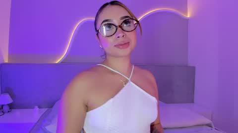 Sophia online show from 07/29/26, 07:56