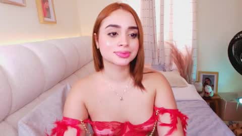 Snapshot of soph1a_roy chatting on 03/14/26, 06:35 Sophia Roy online show from 03/14/26, 06:35