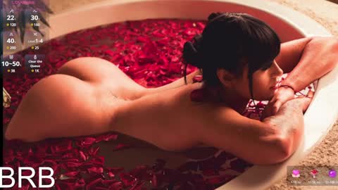 Sophi online show from 12/18/24, 11:02