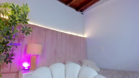 Snapshot of sophi_cooper29 chatting on 07/04/26, 06:36 sophi_cooper29 online show from 07/04/26, 06:36