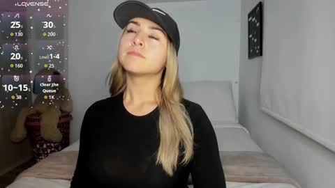 Sofi online show from 09/30/25, 02:38