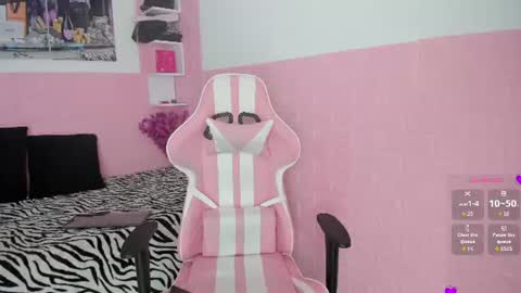 SOPHI online show from 06/25/26, 02:43