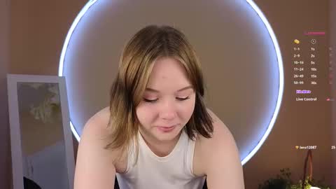 Snapshot of sophi_x chatting on 10/12/25, 11:42 Sophie online show from 10/12/25, 11:42