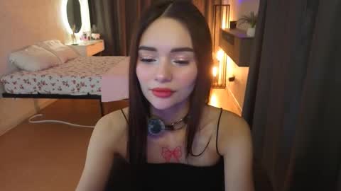Snapshot of sophia_111 chatting on 02/15/26, 06:59 Sophia online show from 02/15/26, 06:59