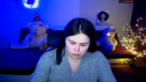 sophia__olsen online show from 12/02/24, 06:30