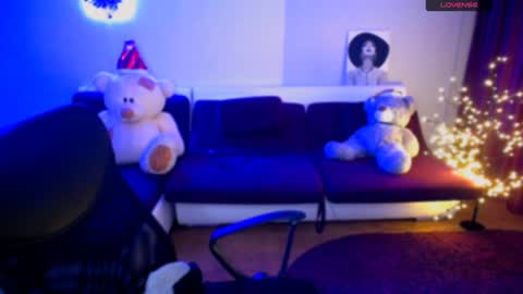 sophia__olsen online show from 12/03/24, 11:01
