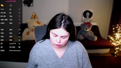 sophia__olsen online show from 12/26/24, 06:19