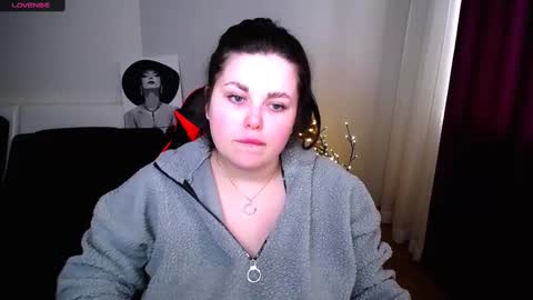 sophia__olsen online show from 03/05/25, 09:49