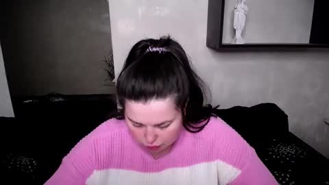 sophia__olsen online show from 10/19/25, 05:41