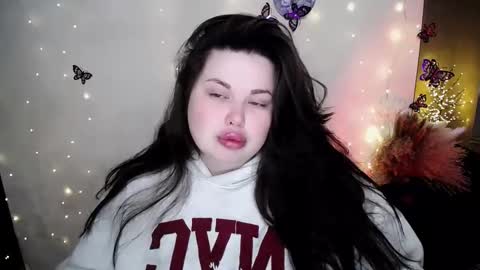 sophia__olsen online show from 02/07/26, 07:01