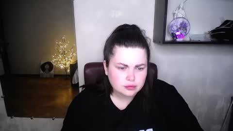 Snapshot of sophia__olsen chatting on 07/02/26, 05:57 sophia__olsen online show from 07/02/26, 05:57