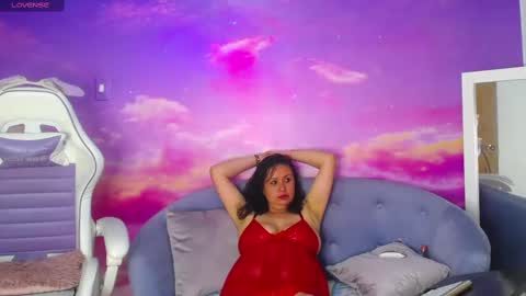 Snapshot of sophia_blade chatting on 01/05/25, 06:13 sophia_blade online show from 01/05/25, 06:13