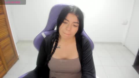 Sara Sophia online show from 09/18/25, 08:00