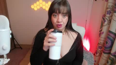 sophia_grants online show from 10/16/25, 06:03