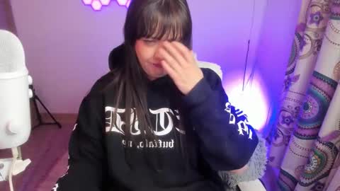 sophia_grants online show from 10/24/25, 04:09