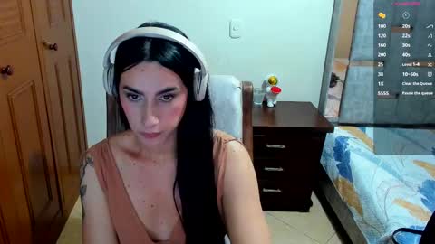 sophia CM online show from 10/09/25, 04:10