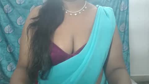 Snapshot of sophia_indian chatting on 01/07/26, 06:38 Sophia Tamil online show from 01/07/26, 06:38
