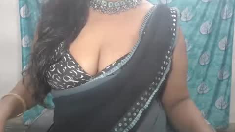 Snapshot of sophia_indian chatting on 02/04/26, 05:13 Sophia Tamil online show from 02/04/26, 05:13