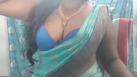 Snapshot of sophia_indian chatting on 02/06/26, 05:12 Sophia Tamil online show from 02/06/26, 05:12