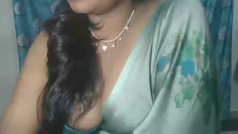 Snapshot of sophia_indian chatting on 03/13/26, 04:52 Sophia Tamil online show from 03/13/26, 04:52