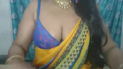 Snapshot of sophia_indian chatting on 03/27/26, 08:26 Sophia Tamil online show from 03/27/26, 08:26