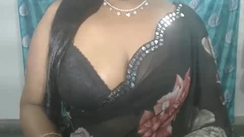 Snapshot of sophia_indian chatting on 03/28/26, 06:18 Sophia Tamil online show from 03/28/26, 06:18