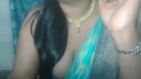 Snapshot of sophia_indian chatting on 03/29/26, 06:24 Sophia Tamil online show from 03/29/26, 06:24