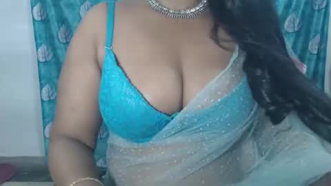 Snapshot of sophia_indian chatting on 04/05/26, 08:22 Sophia Tamil online show from 04/05/26, 08:22
