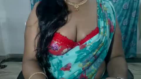 Snapshot of sophia_indian chatting on 04/14/26, 11:49 Sophia Tamil online show from 04/14/26, 11:49