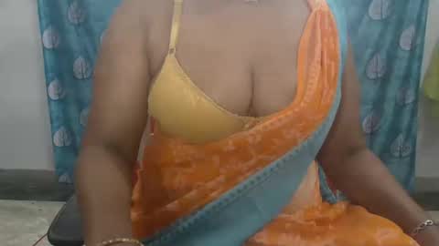 Snapshot of sophia_indian chatting on 05/06/26, 06:46 Sophia Tamil online show from 05/06/26, 06:46