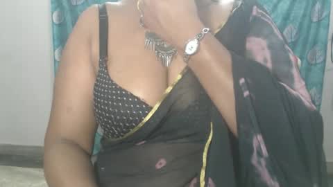 Snapshot of sophia_indian chatting on 05/19/26, 05:14 Sophia Tamil online show from 05/19/26, 05:14