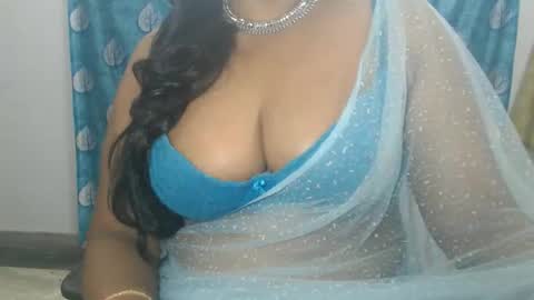 Snapshot of sophia_indian chatting on 05/24/26, 06:18 Sophia Tamil online show from 05/24/26, 06:18