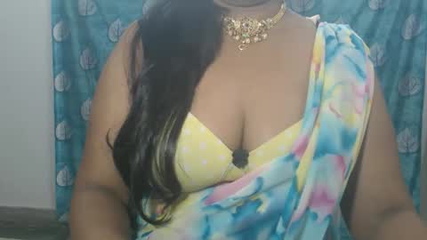 Snapshot of sophia_indian chatting on 06/05/26, 11:16 Sophia Tamil online show from 06/05/26, 11:16