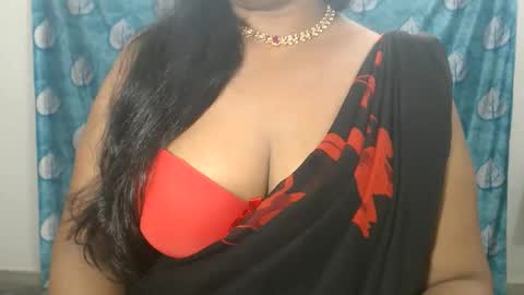 Snapshot of sophia_indian chatting on 06/10/26, 05:18 Sophia Tamil online show from 06/10/26, 05:18