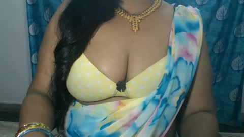 Snapshot of sophia_indian chatting on 06/13/26, 05:27 Sophia Tamil online show from 06/13/26, 05:27