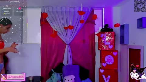 sophia_milano online show from 02/13/25, 12:00