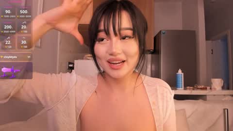 Snapshot of sophia_squirtits chatting on 02/08/25, 10:19 QUEEN OF SQUIRT online show from 02/08/25, 10:19