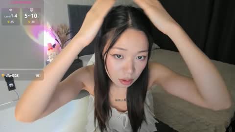 Snapshot of sophia_squirtits chatting on 03/04/26, 04:24 QUEEN OF SQUIRT online show from 03/04/26, 04:24