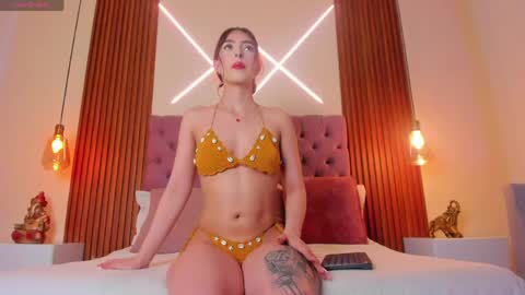 sophia_turneer online show from 05/23/26, 05:56
