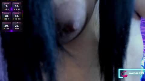Snapshot of sophiaa_cherry chatting on 12/21/25, 08:21 Sophia online show from 12/21/25, 08:21