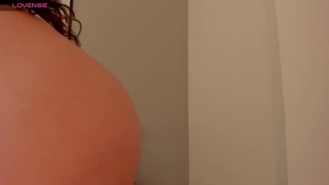 Sophia online show from 01/09/25, 01:50