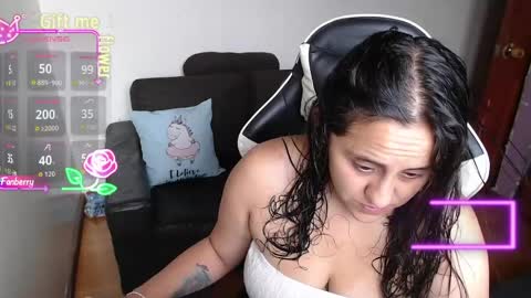 Snapshot of sophiaa_vega_ chatting on 04/05/26, 04:15 sophiaa_vega_ online show from 04/05/26, 04:15