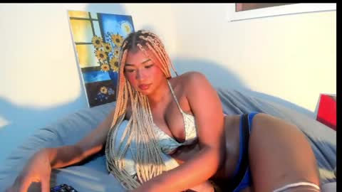 Snapshot of sophiabloss chatting on 05/23/26, 06:40 Sophie online show from 05/23/26, 06:40